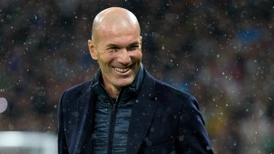 Segera Comeback, Zinedine Zidane Calon Pelatih Baru Bayern Muenchen?