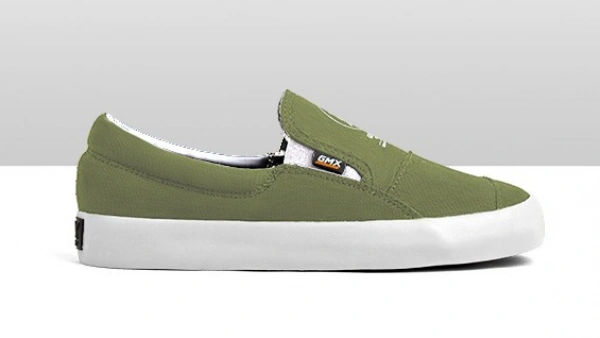 Geoff Max Slip On Merry Olive White