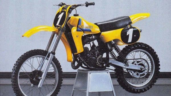 Suzuki RA125