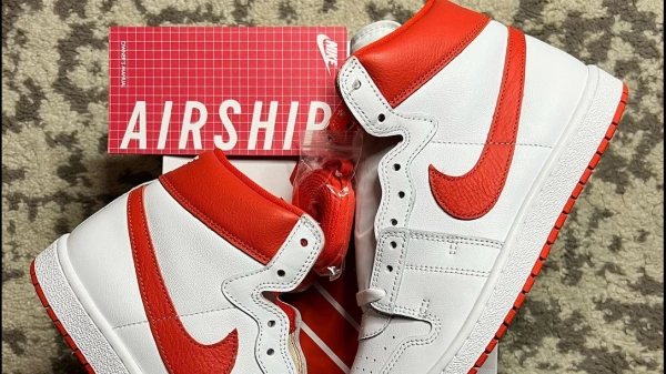 Nike Air Ships